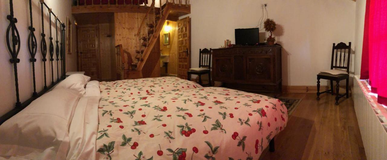 Hotel Rural Venta Del Termino Santa Gadea del Cid Eksteriør billede